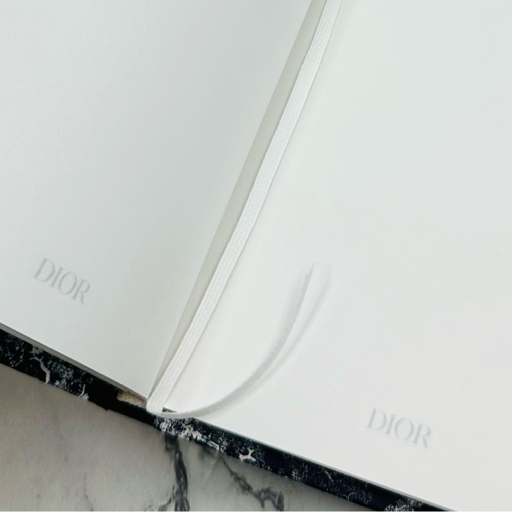 NEW! Christian Dior Blue & White Toile de Jouy Motif Unlined Notebook - Picture 12 of 14